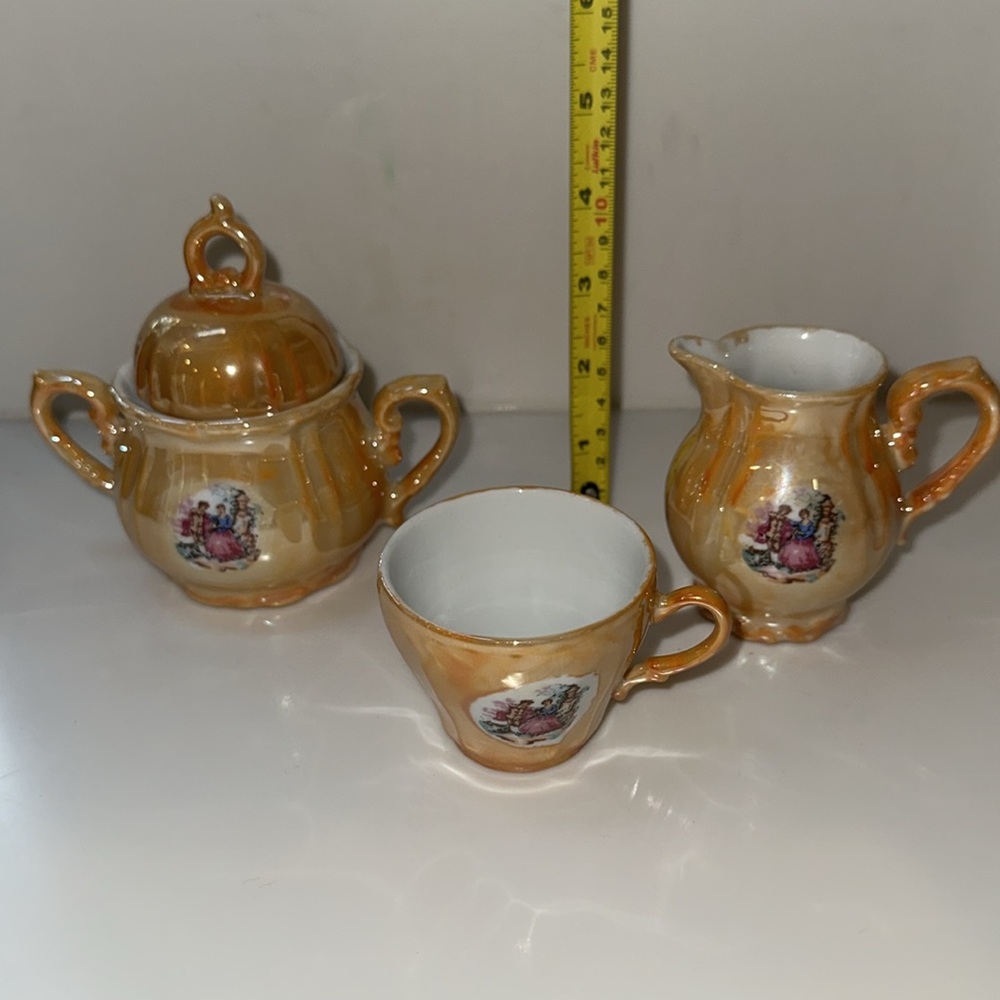 MADE IN JAPAN Gold Lusterware Tea Set - Picture 8 of 12